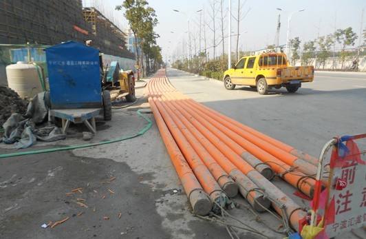 非開(kāi)挖頂管拉管|內蒙古頂管施工|呼和浩特拉管施工|包頭過(guò)路頂管